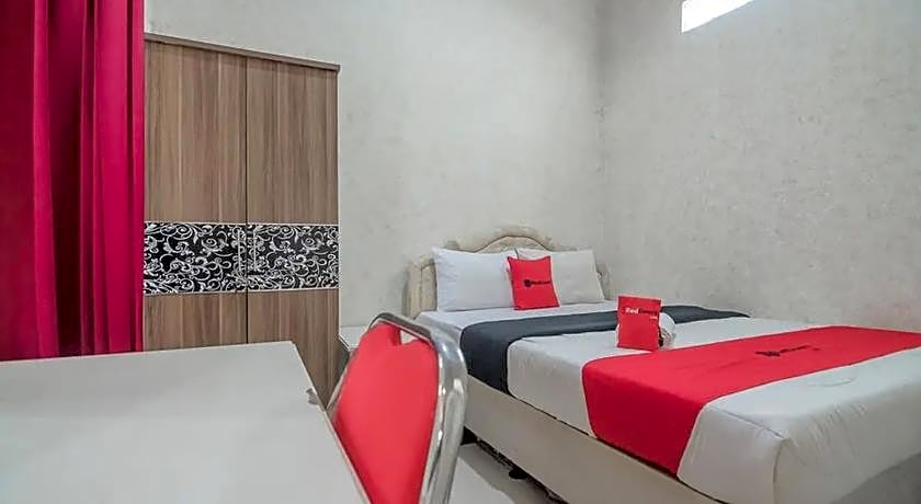 RedDoorz Syariah @ Jalan Ahmad Yani Jambi