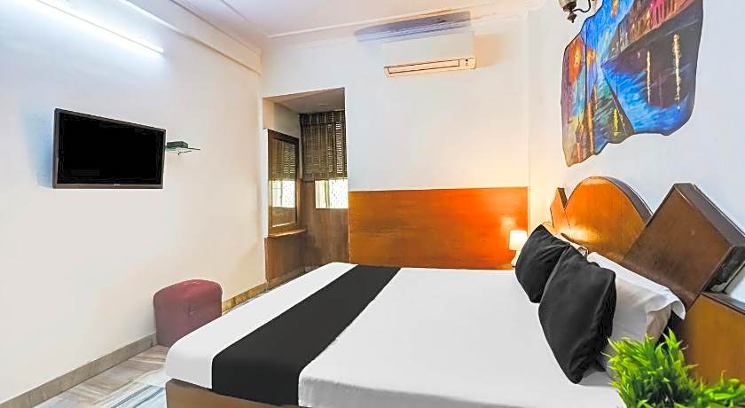 Hotel Chand Palace @ New Delhi Railway Station Delhi