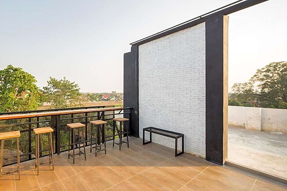 Yindee Travellers Lodge