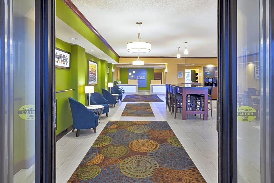 Holiday Inn Express Hotel & Suites Circleville, an IHG Hotel