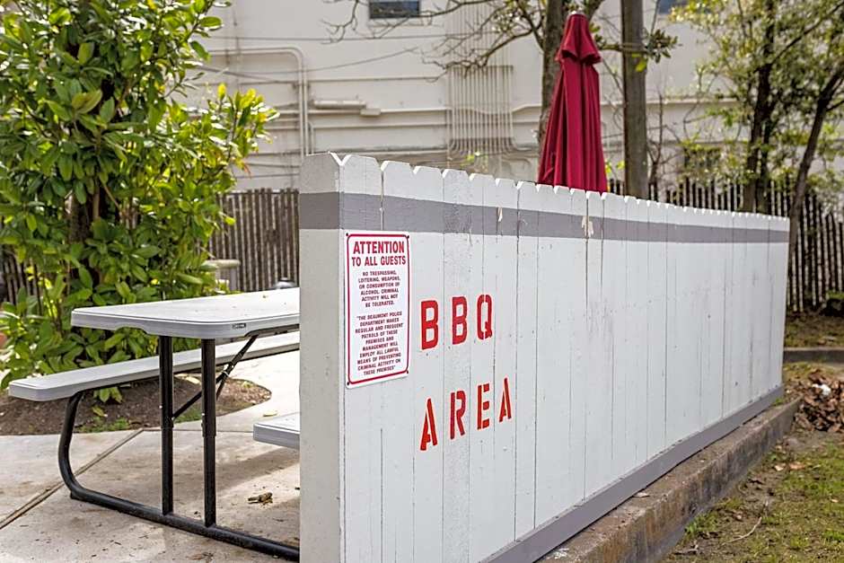 Harmony Inn and Suites