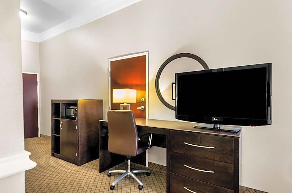 Comfort Suites Katy