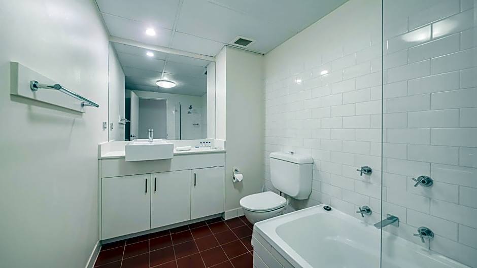 Oaks Sydney Goldsbrough Suites