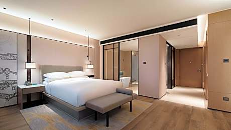 Guest room, King or Queen(s) or Doubles or Twins