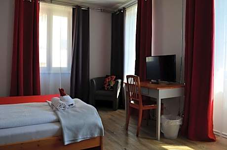 Small Double or Twin Room