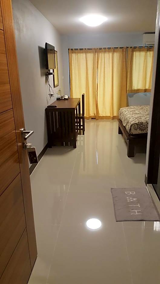 Old City Boutique House