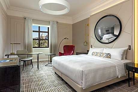 Deluxe Room, 1 King