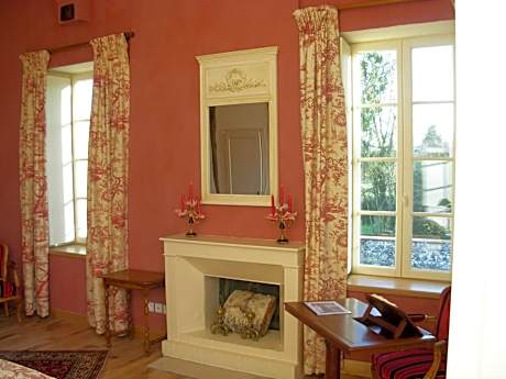 Deluxe Double Room with Shower