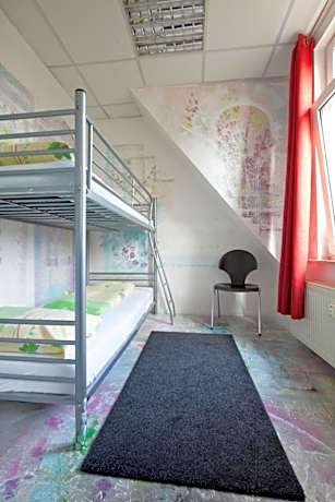 Single Bed in 6-Bed Female Dormitory Room