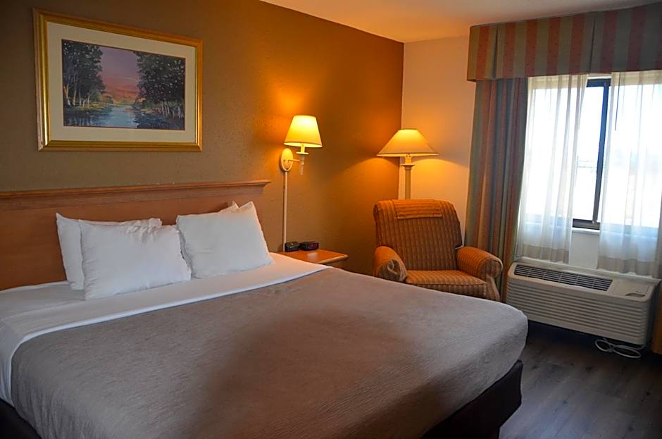 Quality Inn Perrysburg - Toledo South