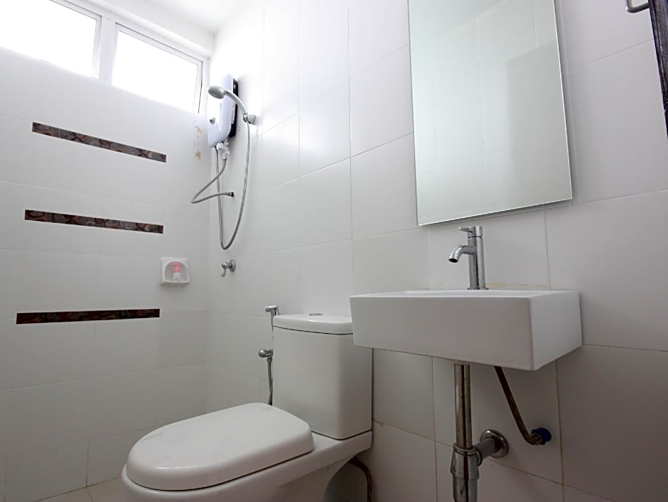 New Luxury Shamrock Beach Villas Seaview