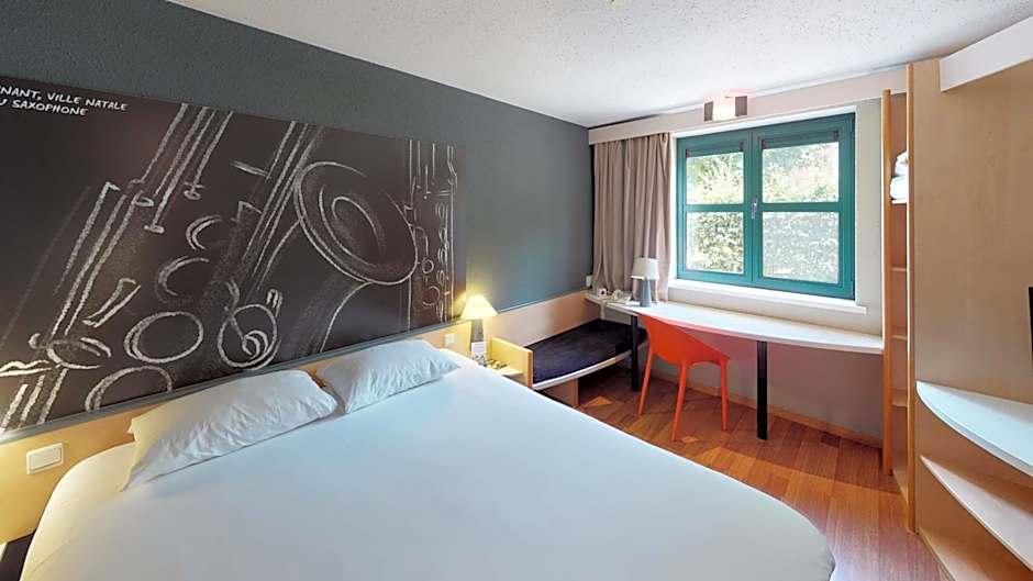 ibis Dinant