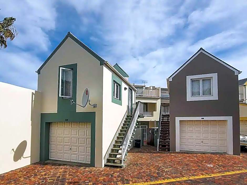 5 Tides End and 5 on Tides End