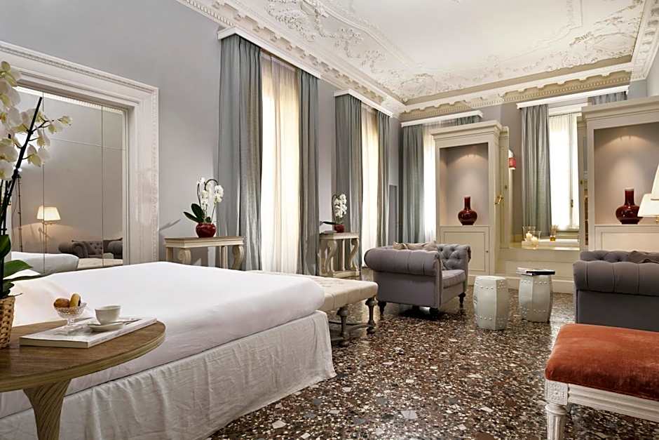 Al Palazzo del Marchese di Camugliano Residenza d'Epoca