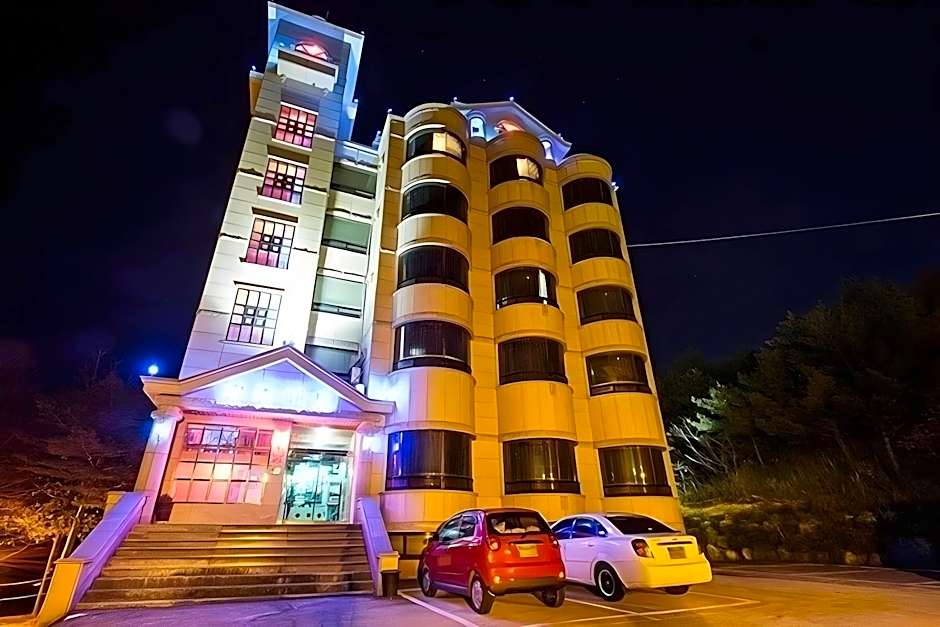 Carlsbed Motel
