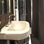 Hotel Le Jardin de Neuilly