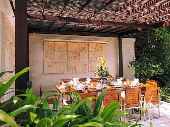 The Arsana Estate