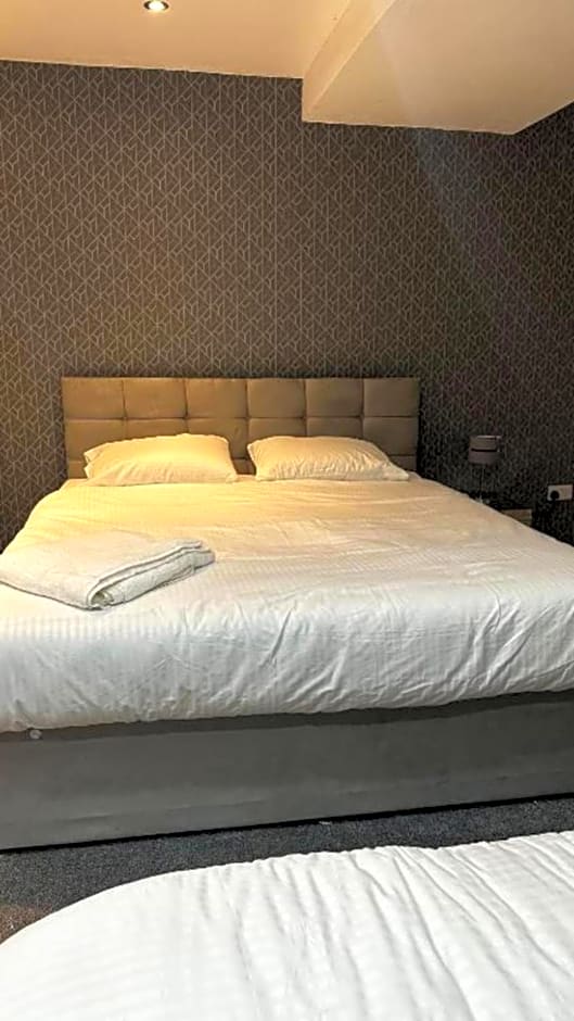 OYO The Pleasant House