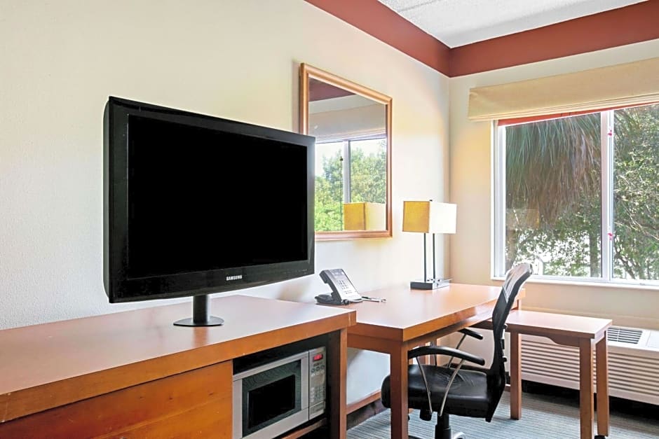 La Quinta Inn Ste Cutler Bay – Miami, FL