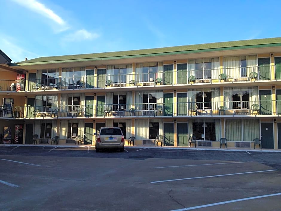 Green Valley Motel