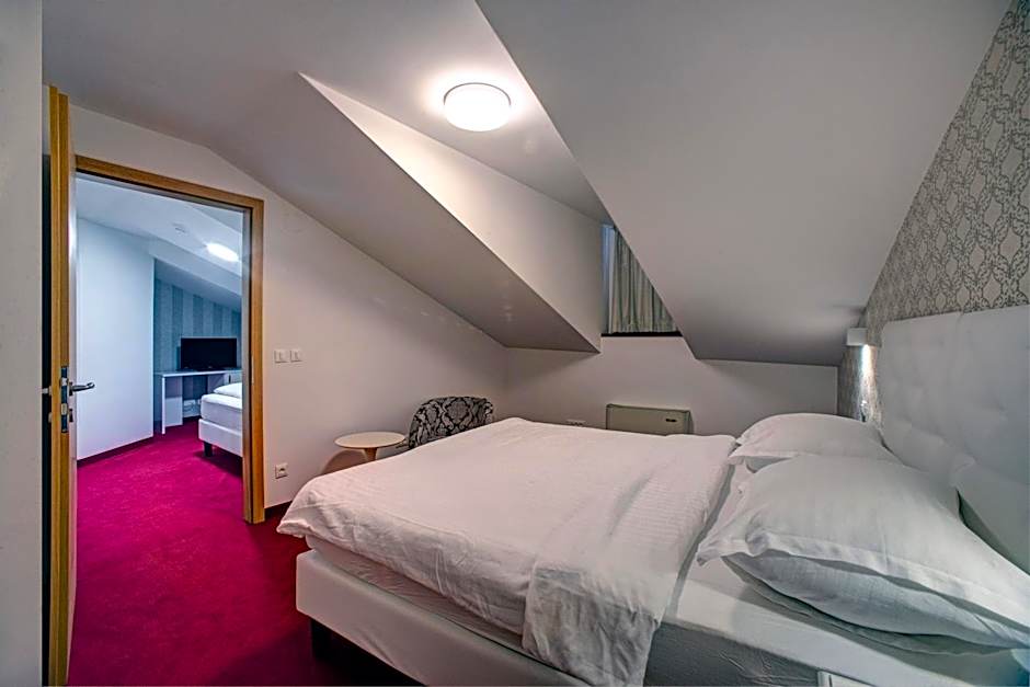 Hotel Skradinski Buk