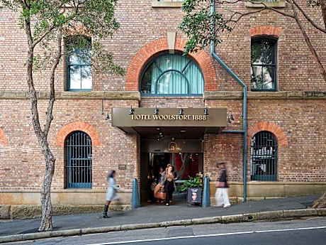 Hotel Woolstore 1888, Sydney - Handwritten Collection