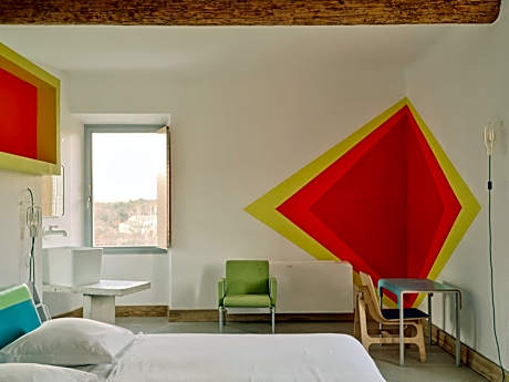 Deluxe Double Room with Castle View