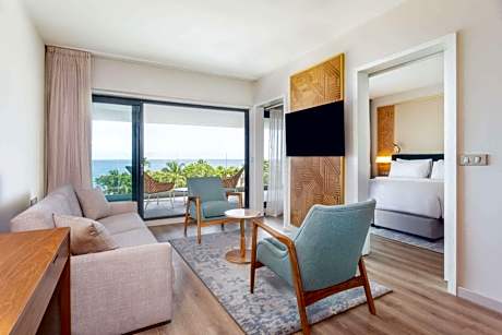 One-Bedroom Suite with Terrace and Panoramic View