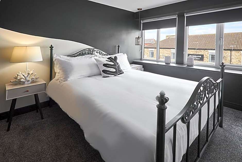 The Believe Boutique (Believe Bar & Bedrooms)