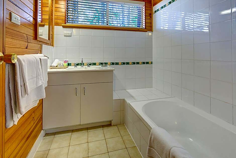 Karma Chalets And Karisma Spa