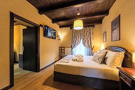 Junior Suite with Balcony