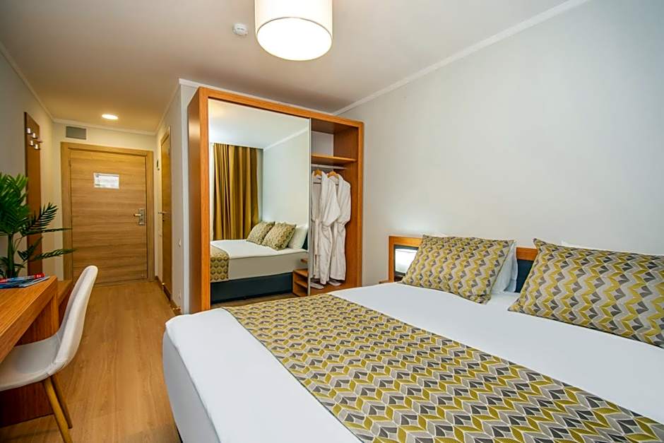 Orbi Palace Hotel Official