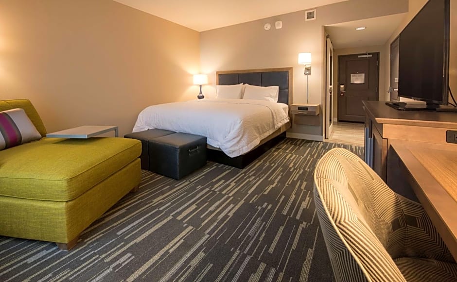 Hampton Inn By Hilton & Suites Seattle/Redmond Wa