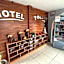 OYO Hotel Familiar Tollan