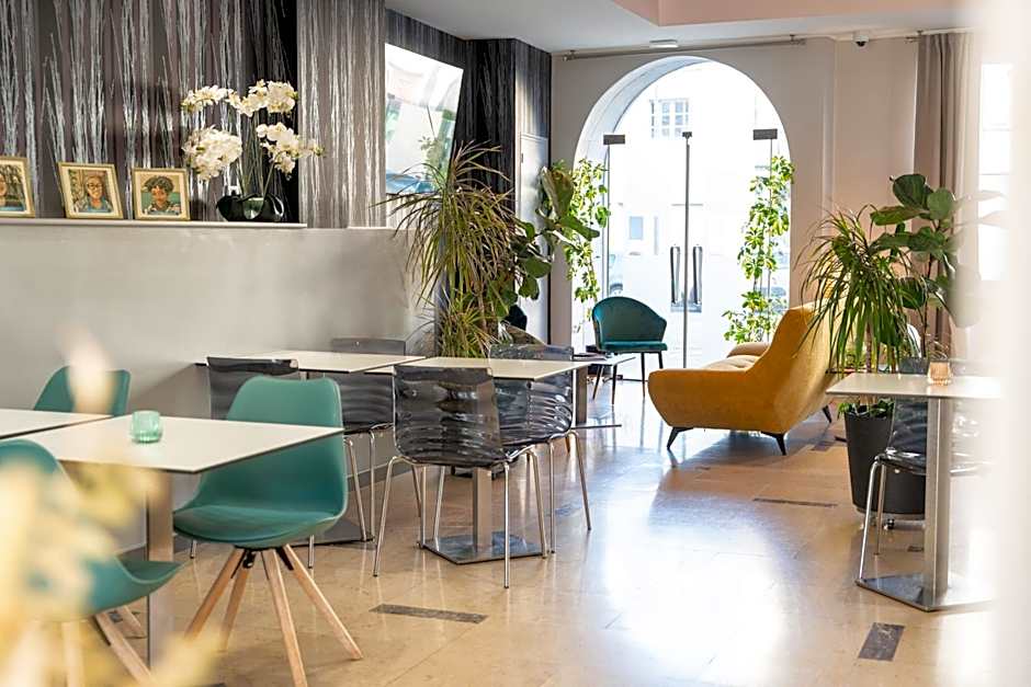 Grand Hôtel Niort Centre