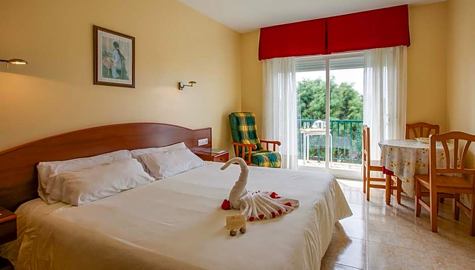 Hotel & Apartamentos Cons da Garda