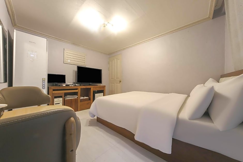 Goodstay Grand Motel Chuncheon