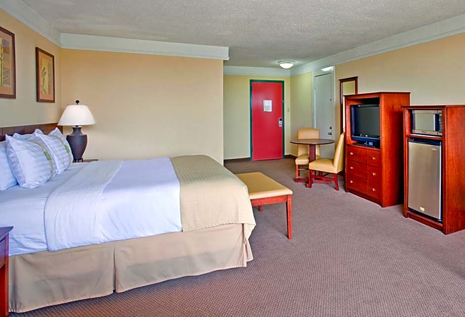 Holiday Inn Ponce & El Tropical Casino By IHG