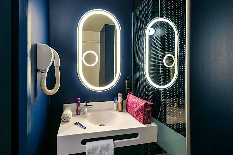 ibis Saint Rambert d'Albon