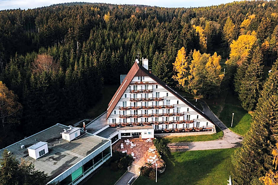 Hotel SKI