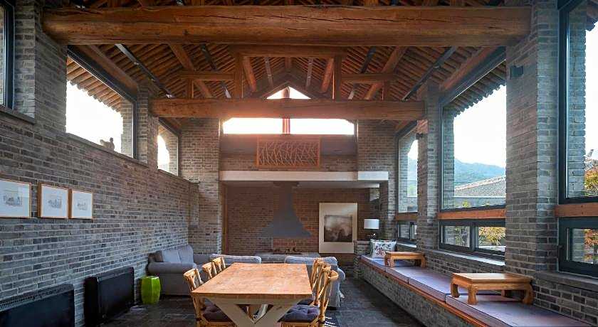 Brickyard Retreat at Mutianyu Great Wall