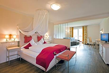 Double Room with Four Poster Bed