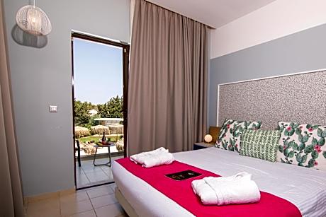 Deluxe Double or Twin Room with Garden View