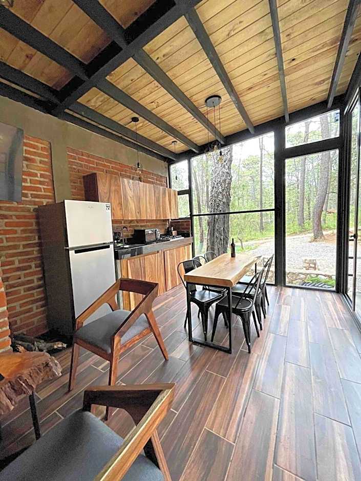 Hermosa Cabaña Inmersa en el Bosque de Tapalpa
