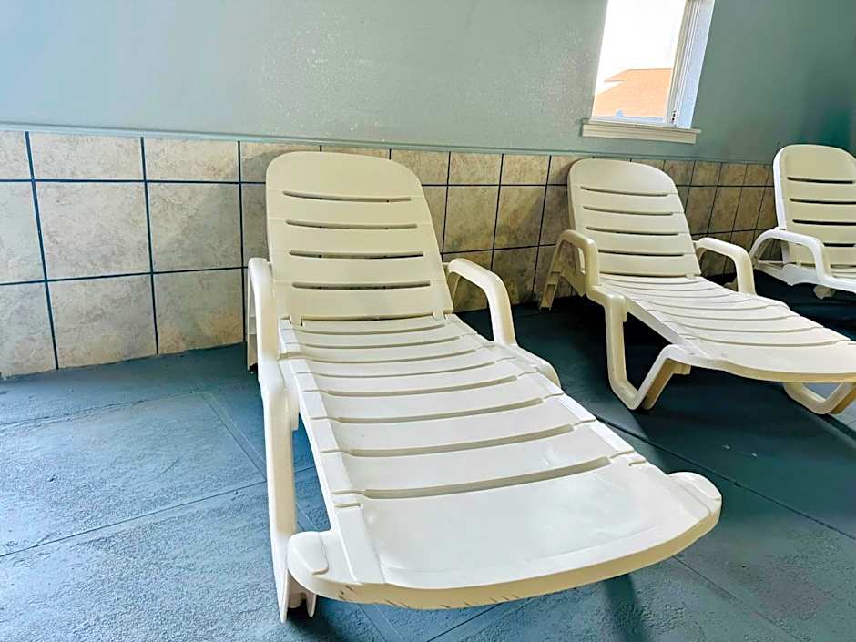 Ozark Inn and Suites