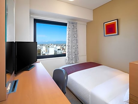 Standard Single Room with Remodeling Bathroom - Smoking