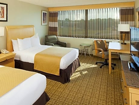 Double Room with Two Double Beds - Non-Smoking