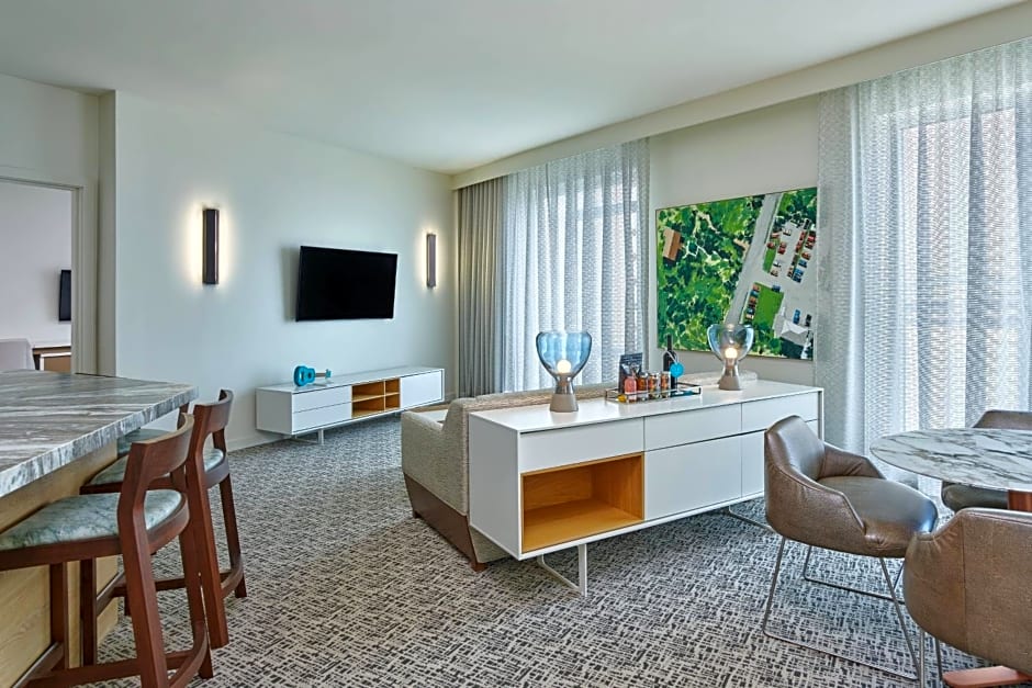 Art Ovation Hotel, Autograph Collection