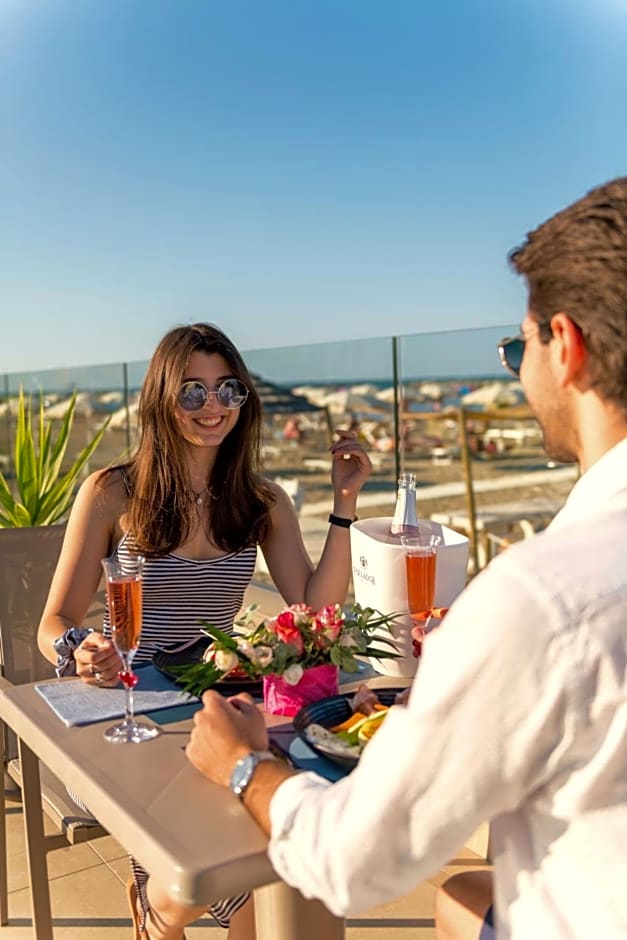 You & Me Beach Hotel