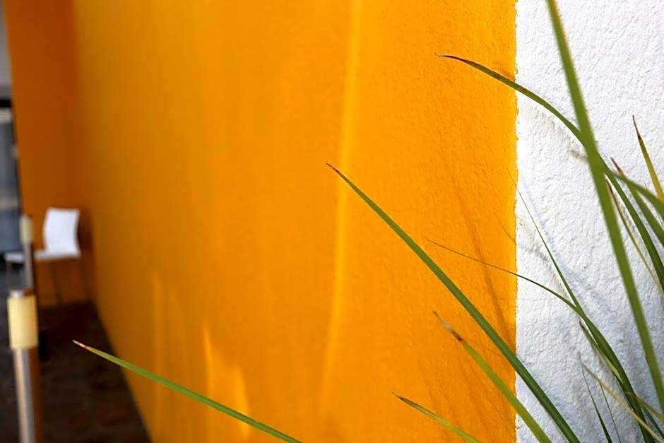 The Hedge Guesthouse